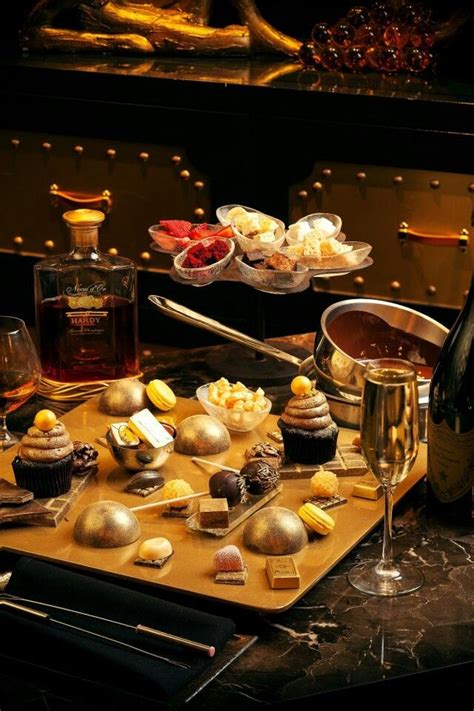 sugar factory $1000 dessert
